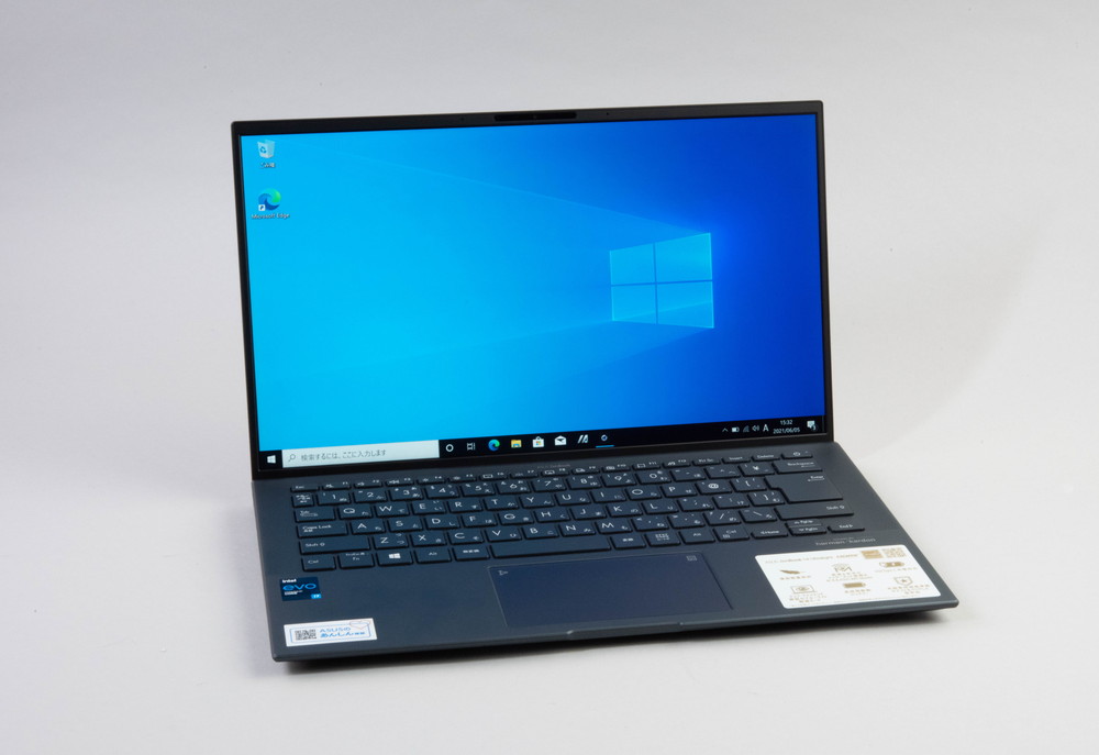 最軽量ではないが十分軽く安めで高性能、ASUSの「ZenBook 14 