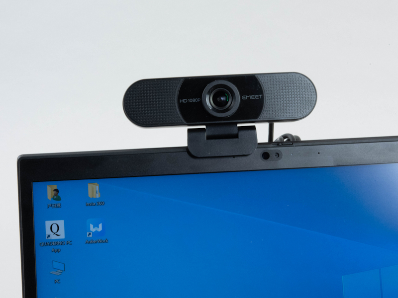 5000円切るネットカメラ「ATOM Cam Swing」、防犯・見守りに