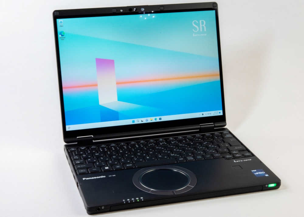 2022年に購入した第12世代Core搭載の「Let's note SR」。2023年は第13世代Core搭載製品が出てくるが、型落ちになる第12世代Core搭載製品も狙い目だ。