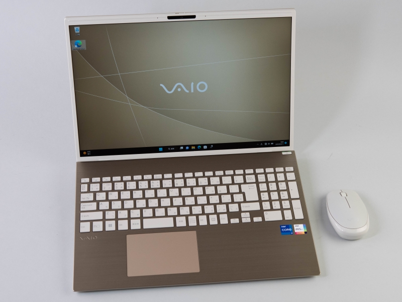 SONY VAIO VPCL218FJ CPU：Corei5-2410M 2.3GHz /メモリ：8GB