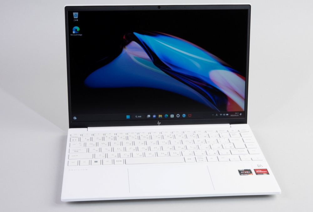 HPのモバイルノートPavilion Aero 13、驚くべきコスパだった | 日経