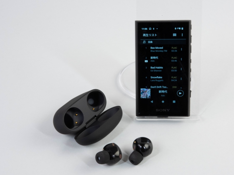 ソニーモバイル、耳を塞がないスマートイヤホン「Xperia Ear Duo」を ...