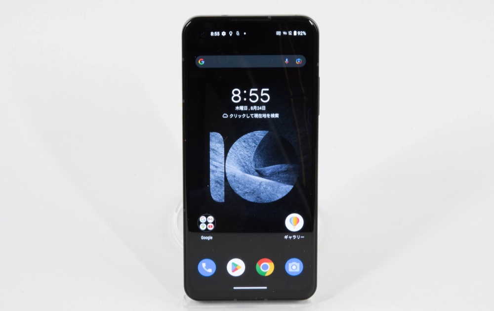 コンパクトで長く持っても疲れない高性能スマホ「Zenfone 10」 | 日経