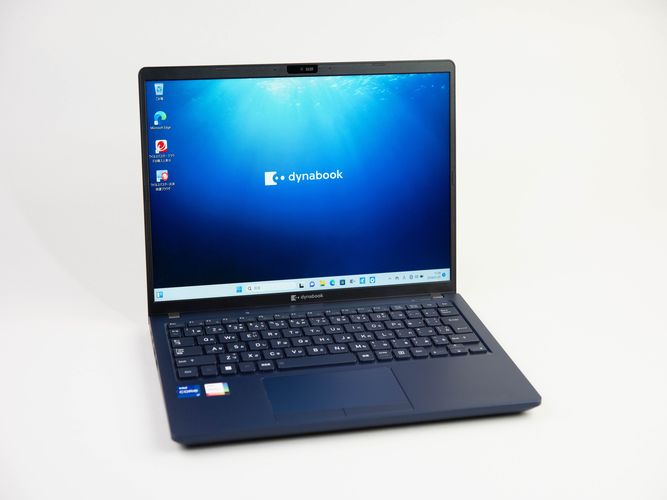 バッテリー交換に対応するdynabook X8は文句なしに評価 | 日経クロス 