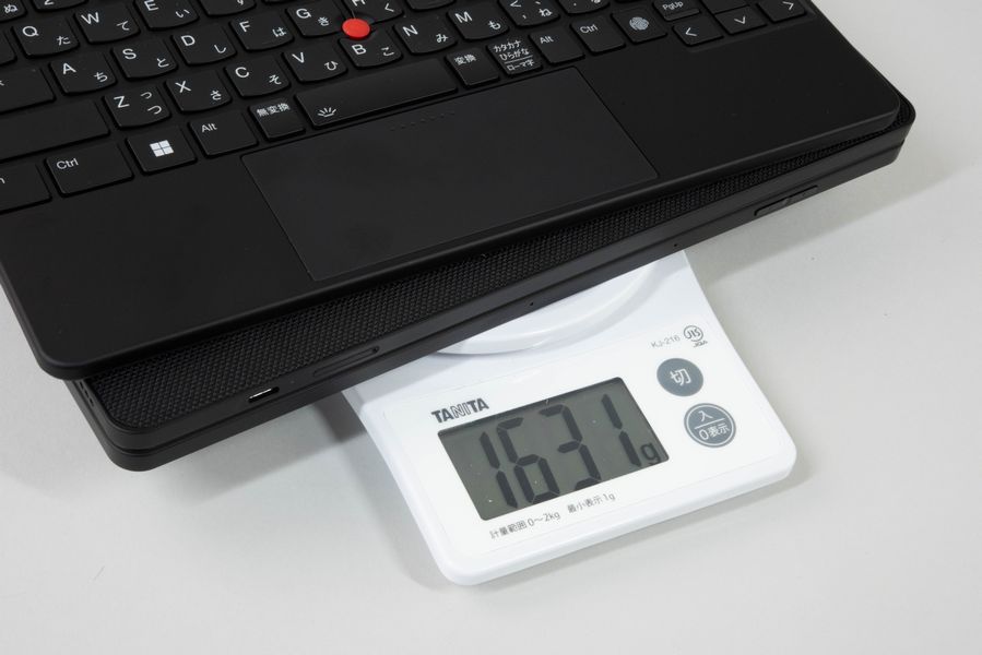 究極の折り畳みパソコン、CPU性能は十分だが惜しい理由 | 日経 究極の折り畳みパソコン、CPU性能は十分だが惜しい理由 | 日経