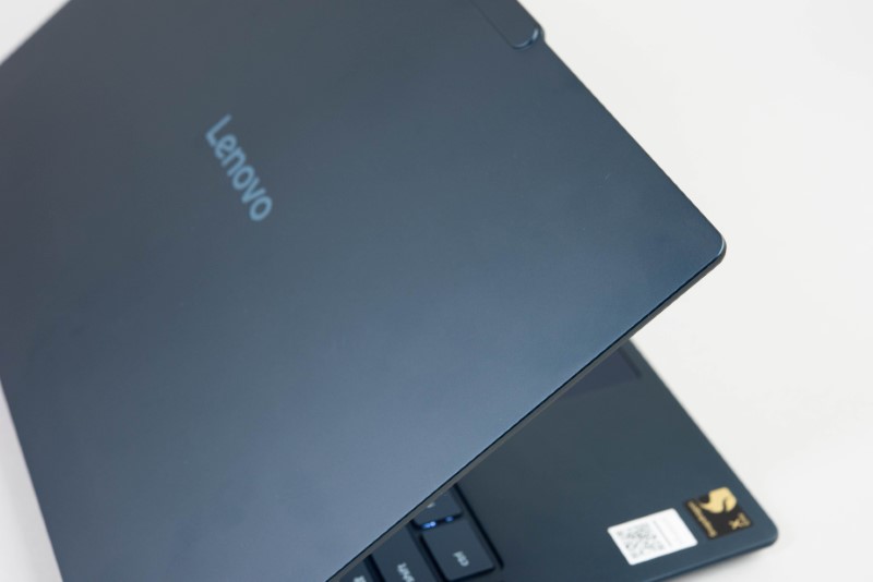 Lenovo初登場のCopilot+ PC「Yoga Slim 7x Gen 9」、素晴らしい Lenovo初登場のCopilot+ PC「Yoga Slim 7x Gen 9」、素晴らしい