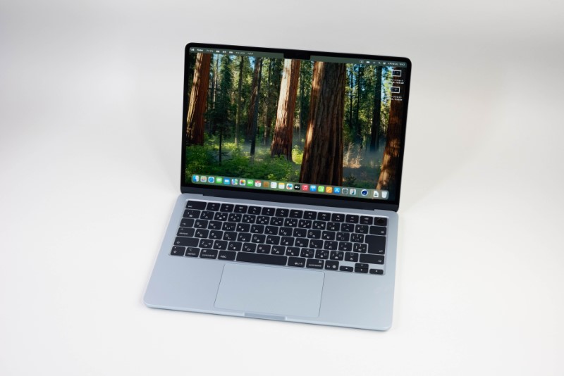 薄型モバイルの「MacBook Air M4」、拡張性は乏しいが高いコスパ