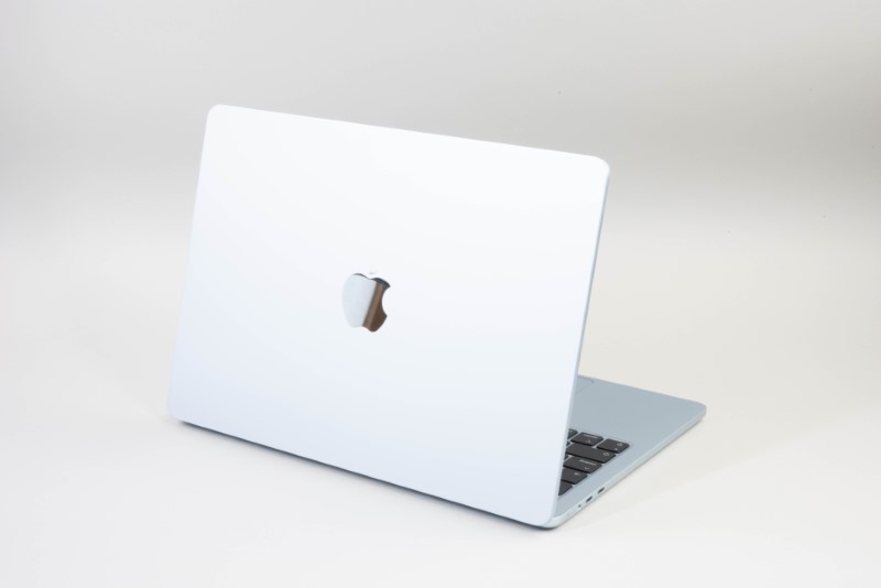 13インチMacBook Air - ミッドナイト - Apple（日本）