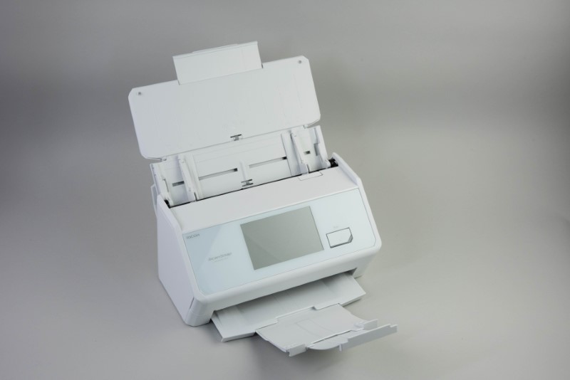 文書スキャナーの新モデル「ScanSnap iX2500」、地味ながら