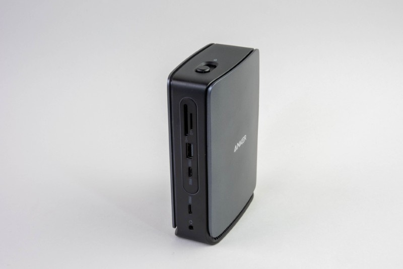 Anker Nanoドッキングステーション」、一部をUSBハブとして持ち出せる Anker Nanoドッキングステーション」、一部をUSBハブとして持ち出せる