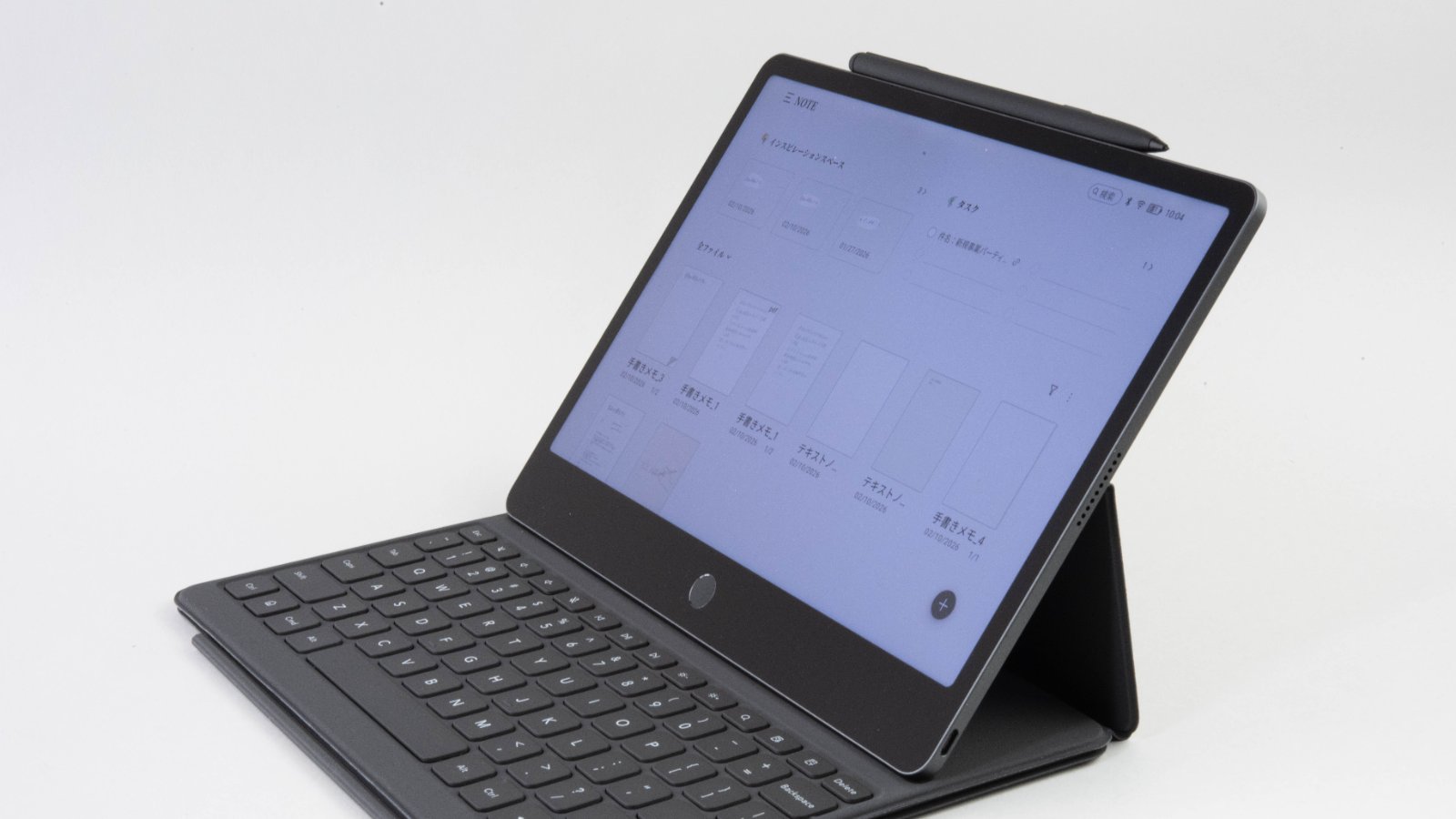 モバイルモニターなのに有機EL採用、縦置き可能で便利な中国INNOCN