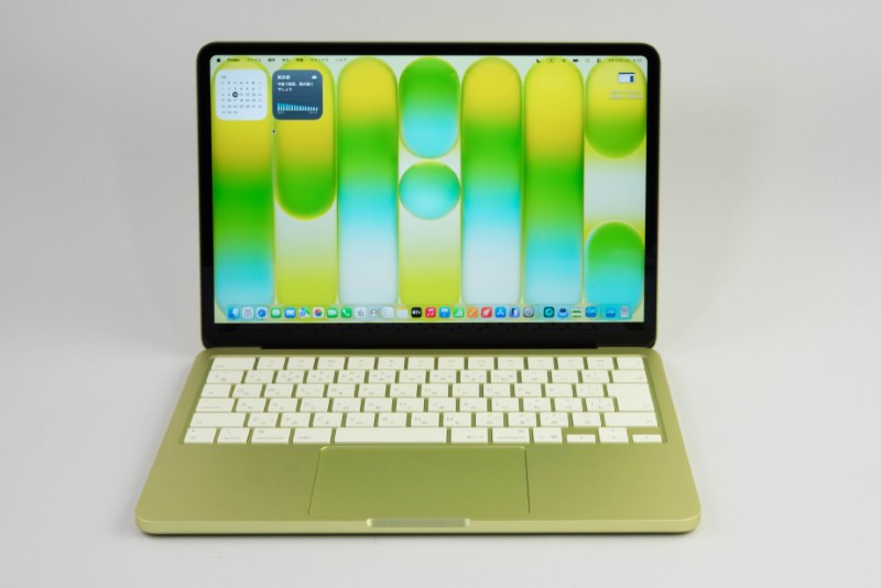 新品アップル Apple MacBook Neo 13インチ Apple「MacBook Neo」、10万円弱からでこの完成度 気になる性能は