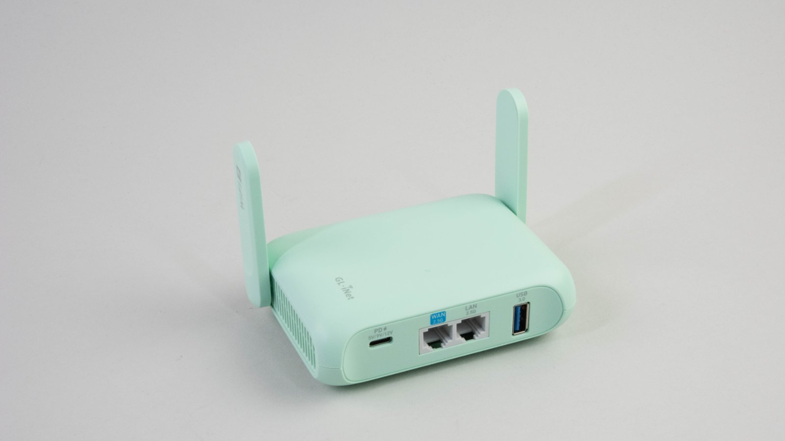 Android TVを搭載した新型プロジェクター「Nebula Capsule II」の実力
