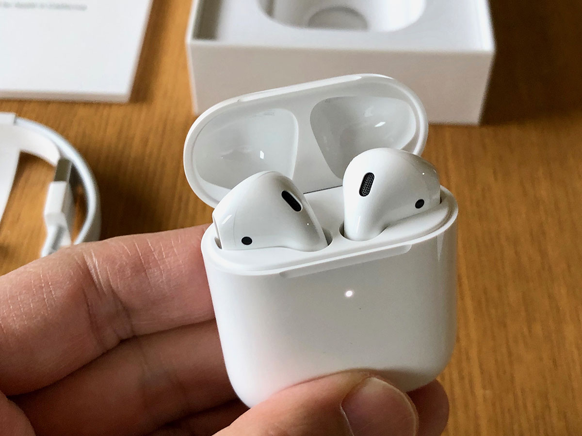 AirPods 第2世代　ワイヤレス充電対応モデル