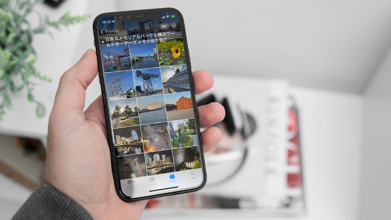 他人に見せたくない写真 Iphoneの 非表示 アルバムで隠す方法 日経クロステック Xtech 他人に見せたくない写真 Iphoneの 非表示 アルバムで隠す方法 日経クロステック Xtech