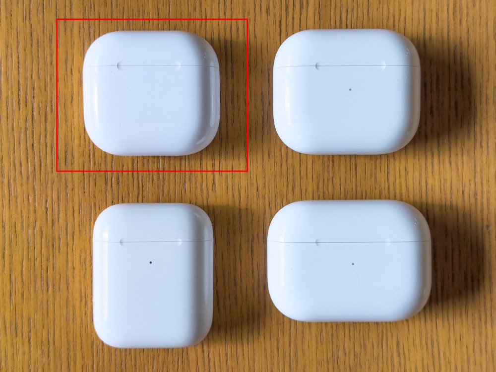 AirPods 4」は開放型の軽さとノイキャンを両立、歴代モデルとの違いを