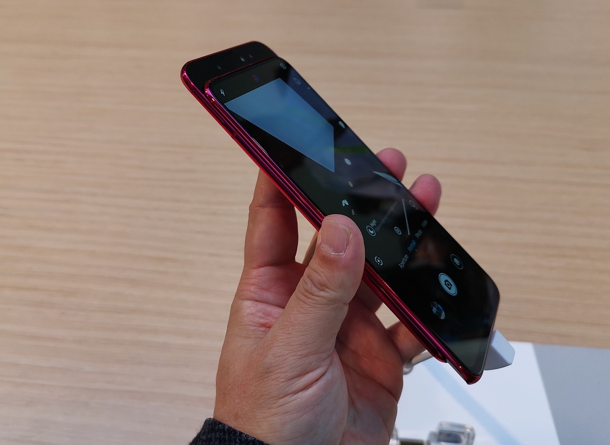 日本で発売してほしいと感じた最新スマホ、CES 2019で発見（3