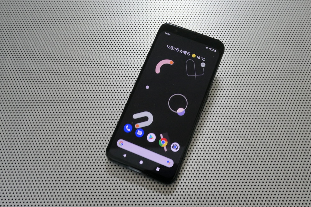 使いやすいハイエンドスマホ Google Pixel 4 明るくきれいな写真が撮れる 日経クロステック Xtech