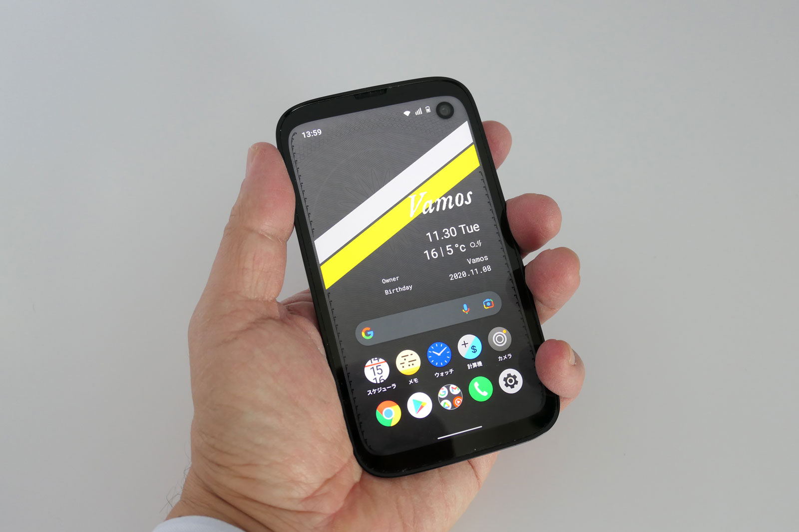 【即購入可】バルミューダ　スマホ　新品未使用　BLACK バルミューダ初のスマホ「BALMUDA Phone」に10万円超の価値はあるのか