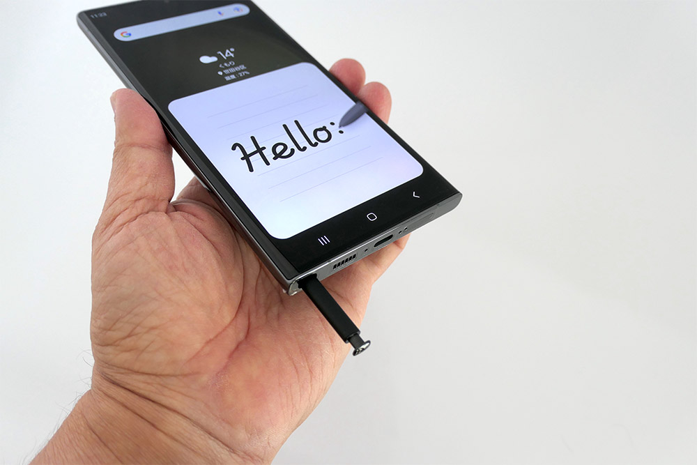 20万円の超ハイエンド「Galaxy S23 Ultra」、Sペンと高倍率カメラが