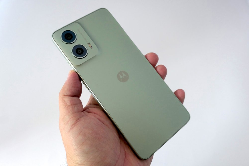 安さが魅力のスマホ「moto g24」、ハイエンドモデルユーザーが