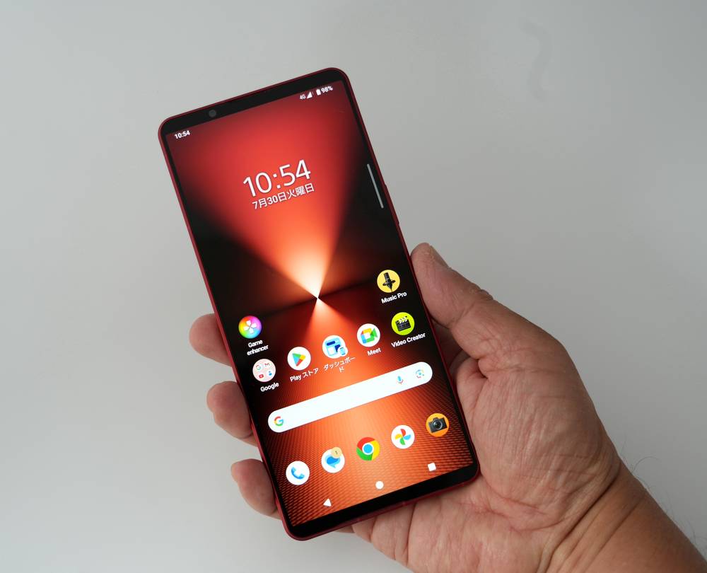 縦長4Kディスプレーやめたソニー「Xperia 1 VI」、普通になって使い