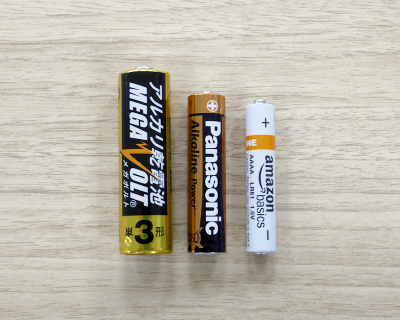 純正 Surfaceペン と 単6電池 2本