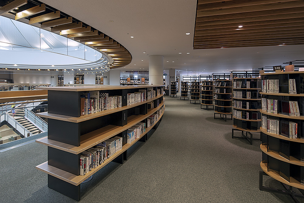 地方都市の図書館がすごいことになっている 日経クロステック Xtech