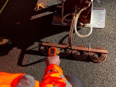 廃ペットボトル入りのアスファルト舗装 従来の高耐久舗装を上回る性能 日経クロステック Xtech 廃ペットボトル入りのアスファルト舗装 従来の高耐久舗装を上回る性能 日経クロステック Xtech