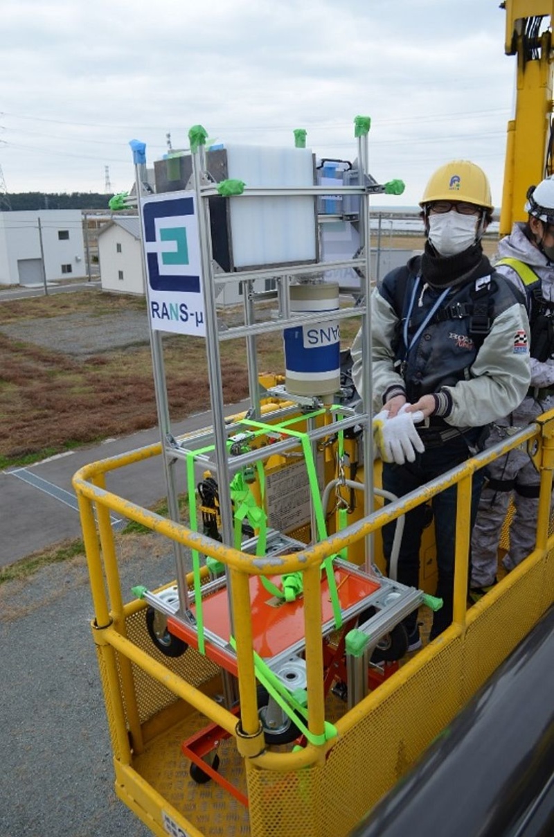 中性子でコンクリート橋の塩害を調査 点検車に積める非破壊装置 日経クロステック Xtech 中性子でコンクリート橋の塩害を調査 点検車に積める非破壊装置 日経クロステック Xtech