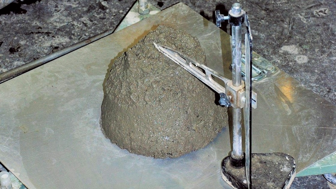 「スランプ」廃止へ、国土交通省がコンクリート施工の生産性向上