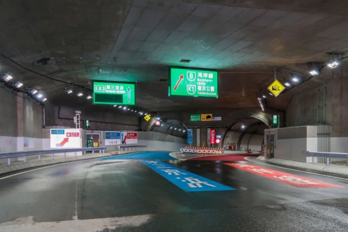 首都高横浜北線馬場出入り口のトンネル。供用開始直前の2020年2月18日に撮影（写真：ラジエイト）