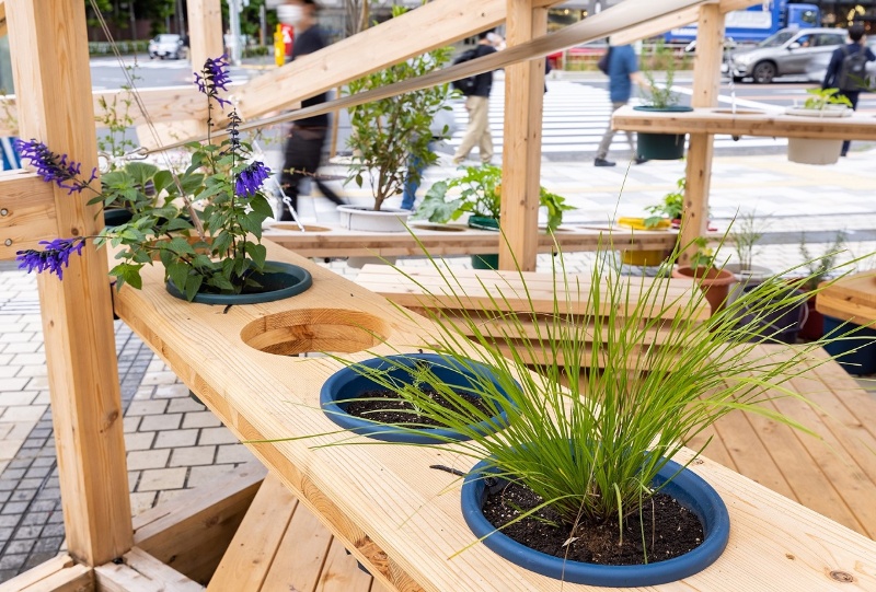 旧こどもの城前に 植木梁 のパビリオン 藤原徹平氏の育てるガーデン劇場 日経クロステック Xtech 旧こどもの城前に 植木梁 のパビリオン 藤原徹平氏の育てるガーデン劇場 日経クロステック Xtech