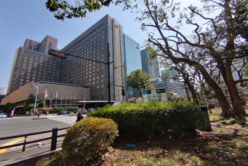 日比谷公園から見た、帝国ホテル東京などが立ち並ぶ現在の内幸町1丁目街区エリア。建物はこの先15年で様変わりする（写真：日経クロステック）