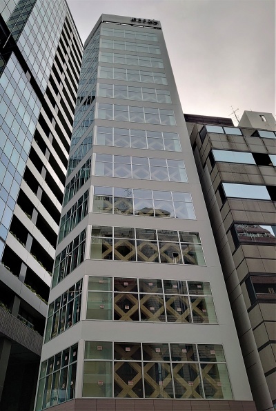 東京・渋谷の道玄坂1丁目で建設中の混構造ビル「COERU SHIBUYA(コエル シブヤ)」。2022年6月末に竣工予定。写真は同年5月中旬時点(写真:日経クロステック)