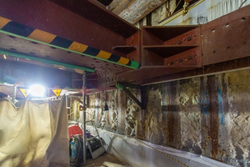 土留め壁を支える支保工(写真:大上 祐史)