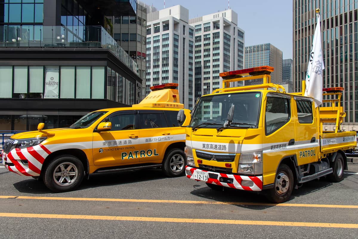 東京高速道路のパトロールカー（写真：大上 祐史）