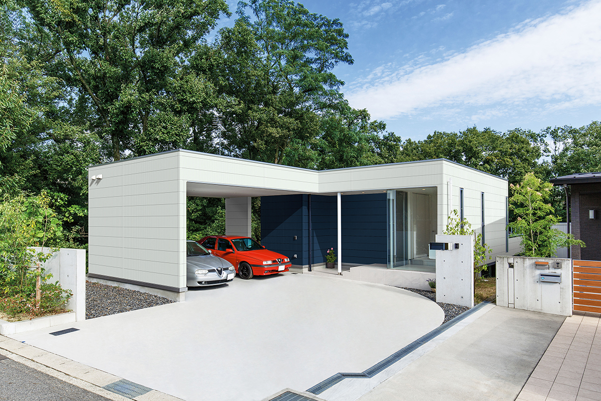 光の加減でラインが浮き出る金属サイディング 日経クロステック Xtech