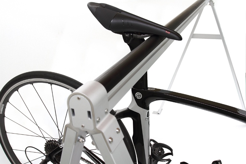 自転車を止めたい所に固定できるサイクルスタンド 日経クロステック Xtech 自転車を止めたい所に固定できるサイクルスタンド 日経クロステック Xtech