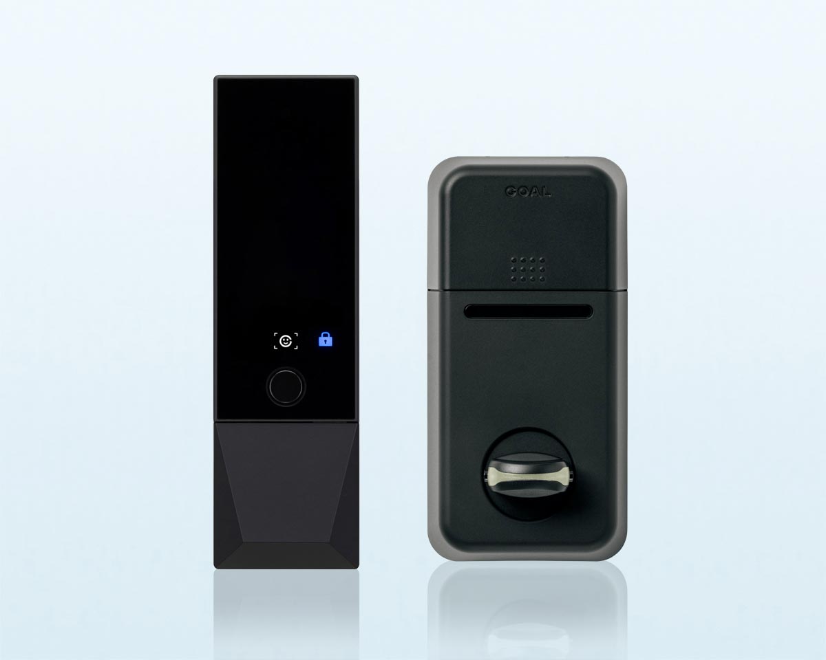 電池で動くオフライン型の顔認証スマートロック | 日経クロステック