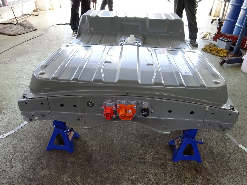 自然空冷方式の集大成 新型リーフの電池パックを開けてみた 日経クロステック Xtech 自然空冷方式の集大成 新型リーフの電池パックを開けてみた 日経クロステック Xtech