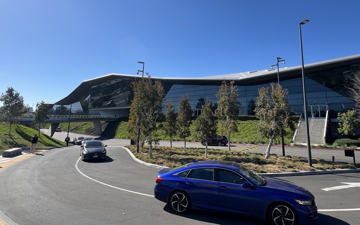 NVIDIA本社で感じた「日本企業らしさ」、カフェの食事は意外にも有料