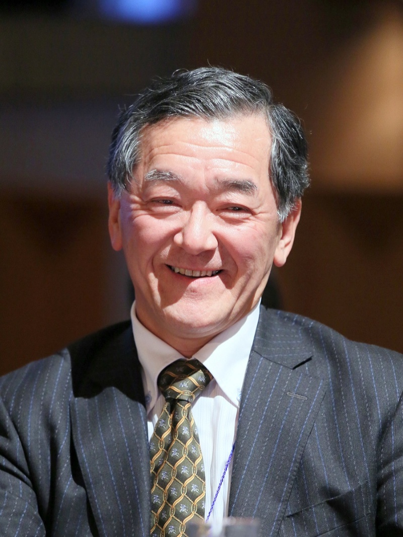 ビジネスと学問の場を行き来する人の強さ 日経クロステック Xtech ビジネスと学問の場を行き来する人の強さ 日経クロステック Xtech