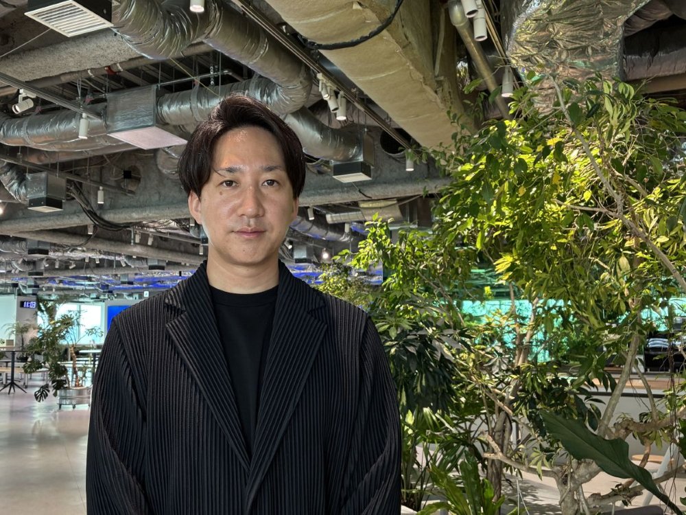 AIエージェント13体を操るSansan幹部、実務変える活用のカギ | 日経