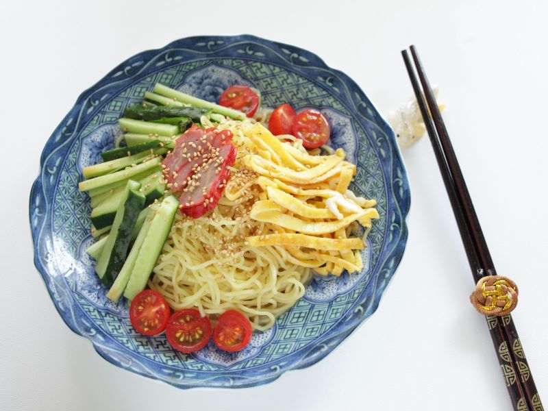 「AIやってます」って、冷やし中華じゃあるまいし