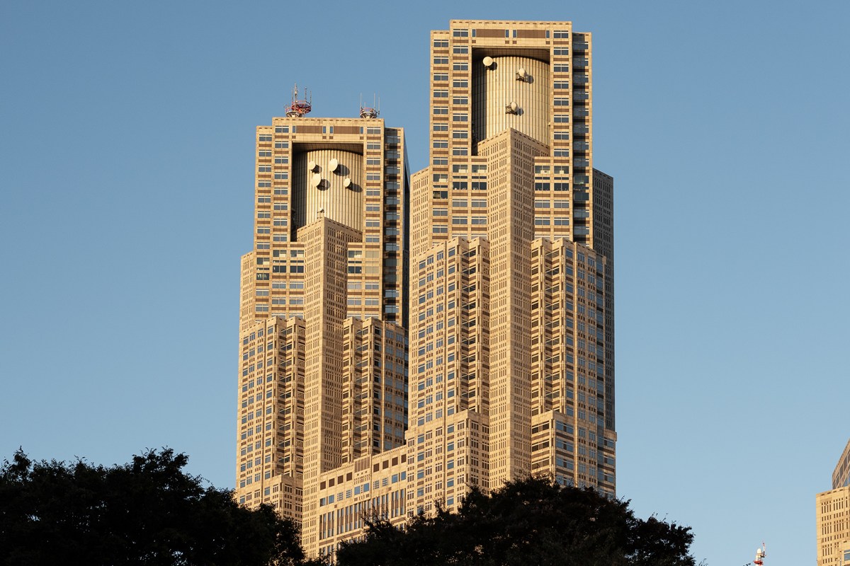 【概要版】東京都長期ビジョン 〜「世界一の都市・東京」の実現を目指して〜 東京都長期ビジョン 概要版 「世界一の都市・東京」の実現を