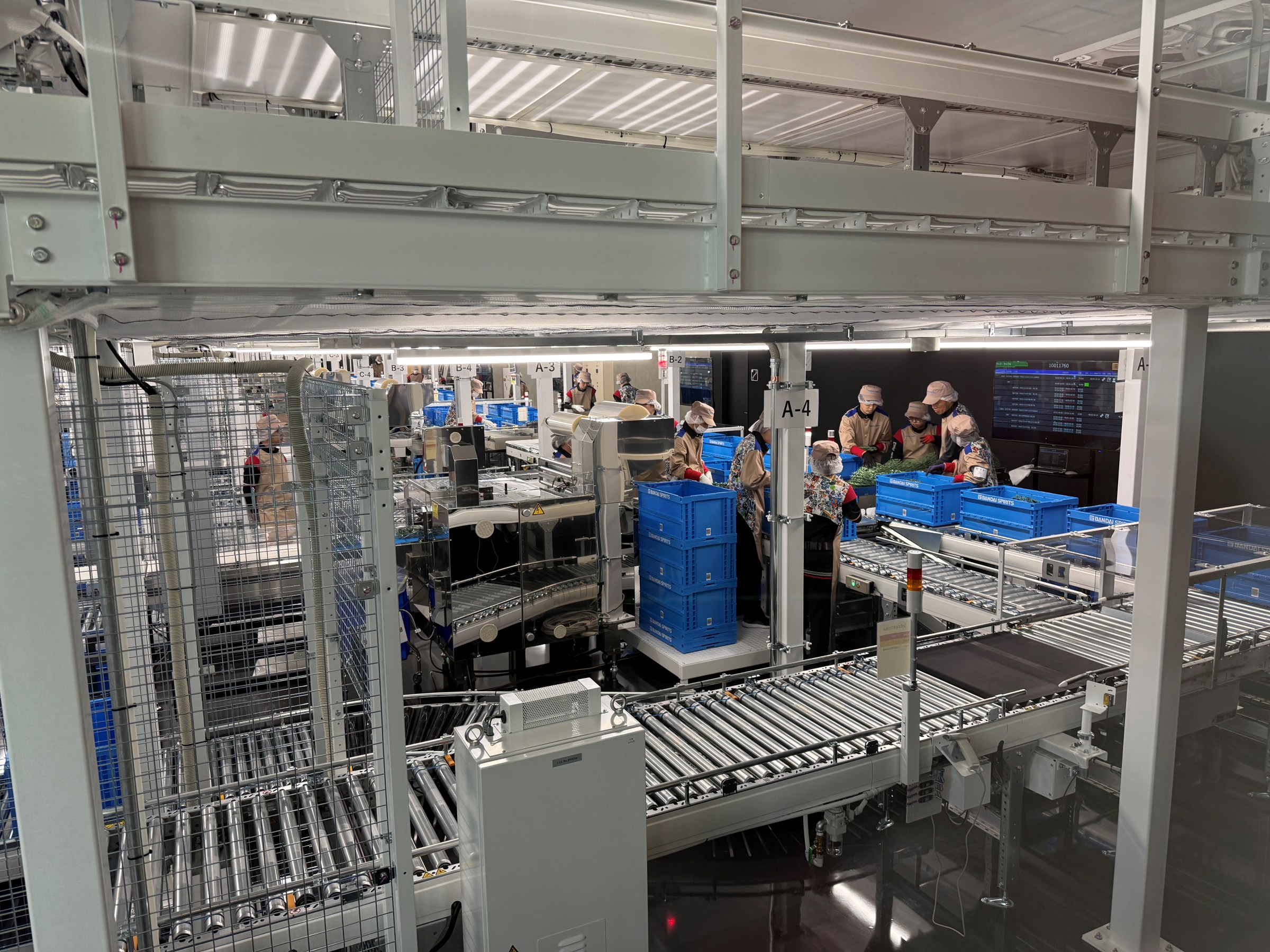 ガンプラ新工場は伊達じゃない、ものづくりの誇り伝える場に | 日経