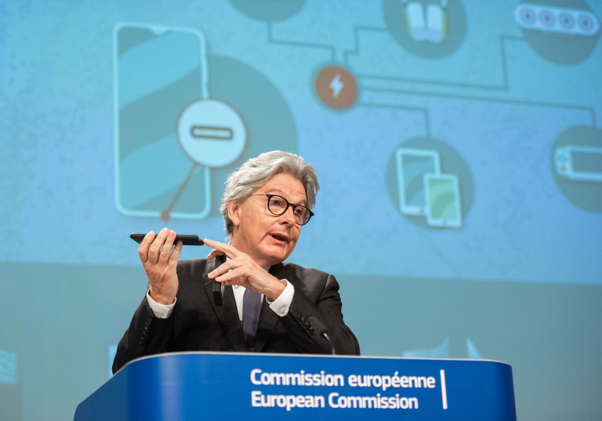 プレスカンファレンスに登壇した欧州委員会のThierry Breton氏　役職はEuropean Commissioner for Internal Market（出所：欧州委員会）