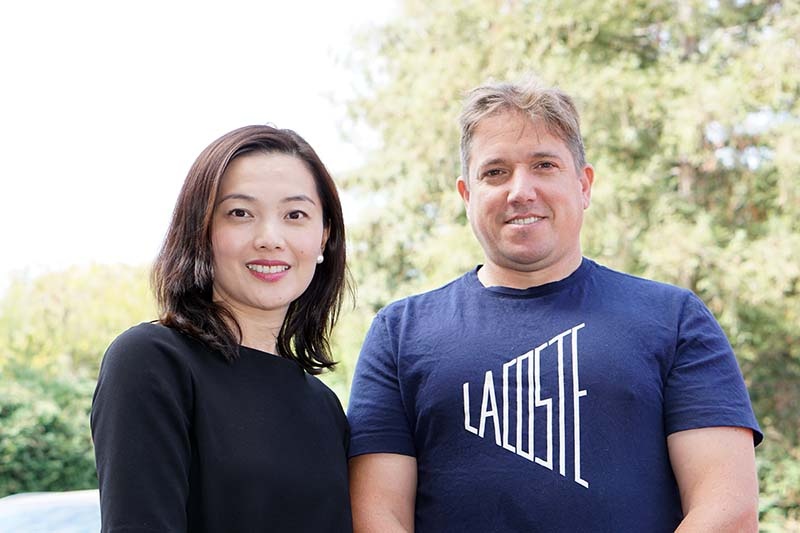 日本人とイスラエル人夫婦の連続起業家 空飛ぶ車に挑む 日経クロステック Xtech