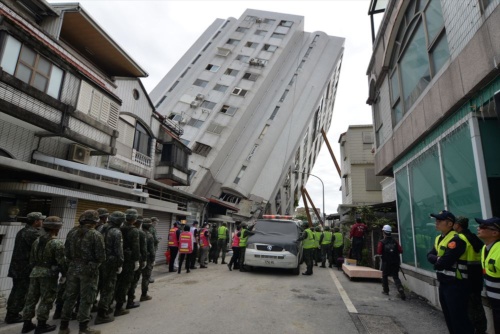 被害者の多くは、低層階に入っていたホテルの宿泊客だ（写真：菅原 由依子）